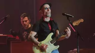 Fito & Fitipaldis llenan el Auditorio Mar de Vigo en una noche de recuerdos, emoción y grandes éxitos
