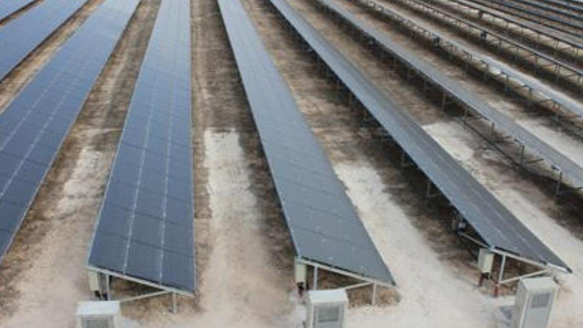Planta solar en funcionamiento desde 2013 en Alfarrasí.