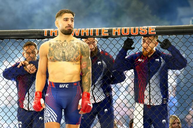Las mejores imágenes de la derrota de Topuria ante Gaethje en el combate de la Casa Blanca