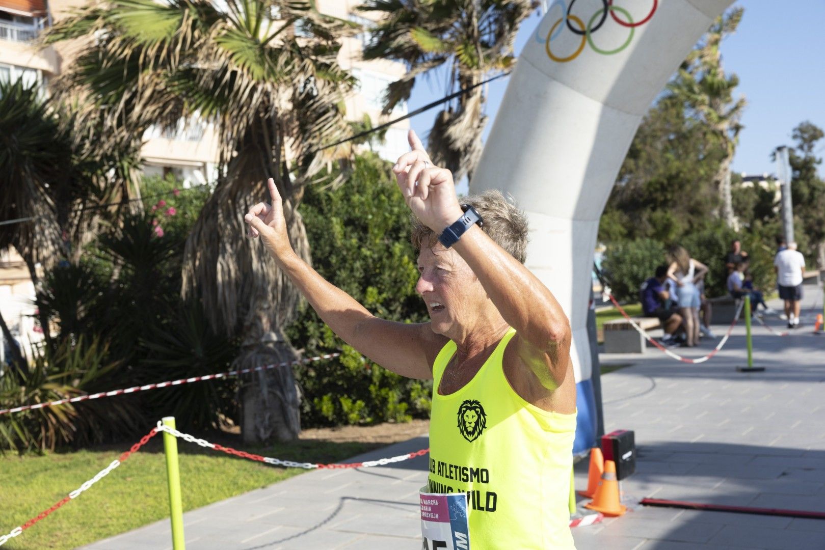 Así fue en imágenes una nueva edición de la carrera solidaria de AFA Torrevieja