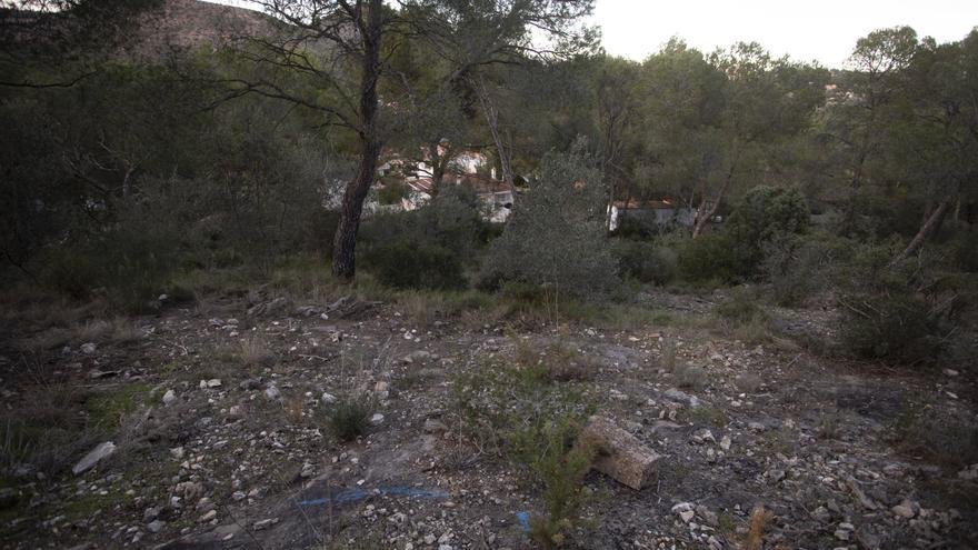 La instal·lació de l’antena per a donar cobertura a Gilet continua generant polèmica