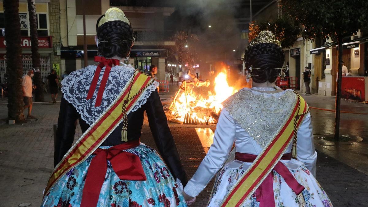 Cremà de la Falla Infantil de La Plaça, en Torrent