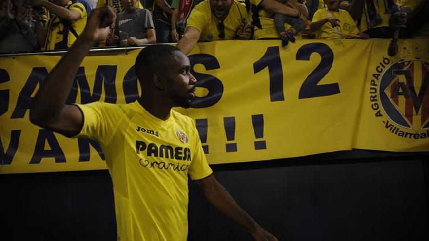 Bakambu: &quot;Queremos devolver al Valencia el 0-2 en Vila-real&quot;