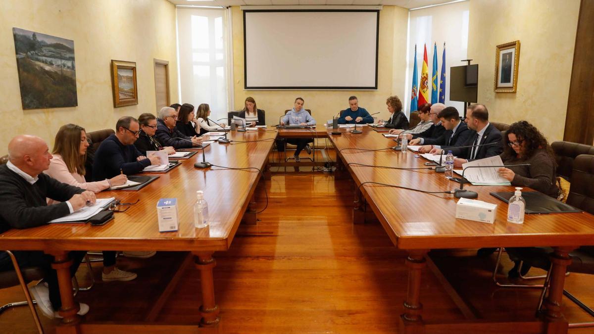 Una sesión del pleno municipal de Corvera.