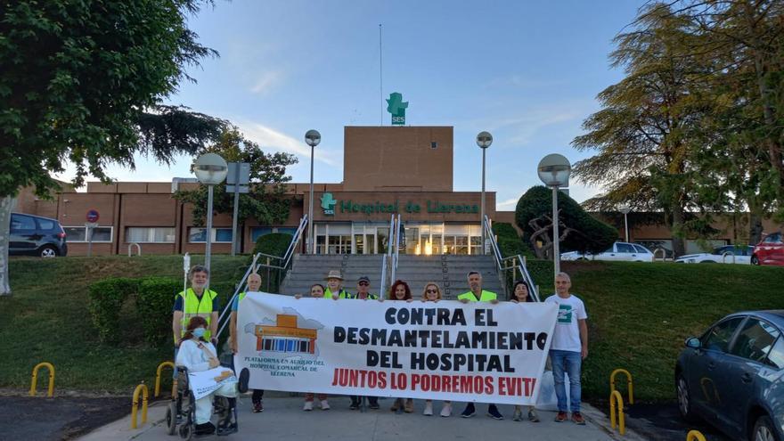 Marcha a pie de Llerena a Zafra por los recortes en el hospital