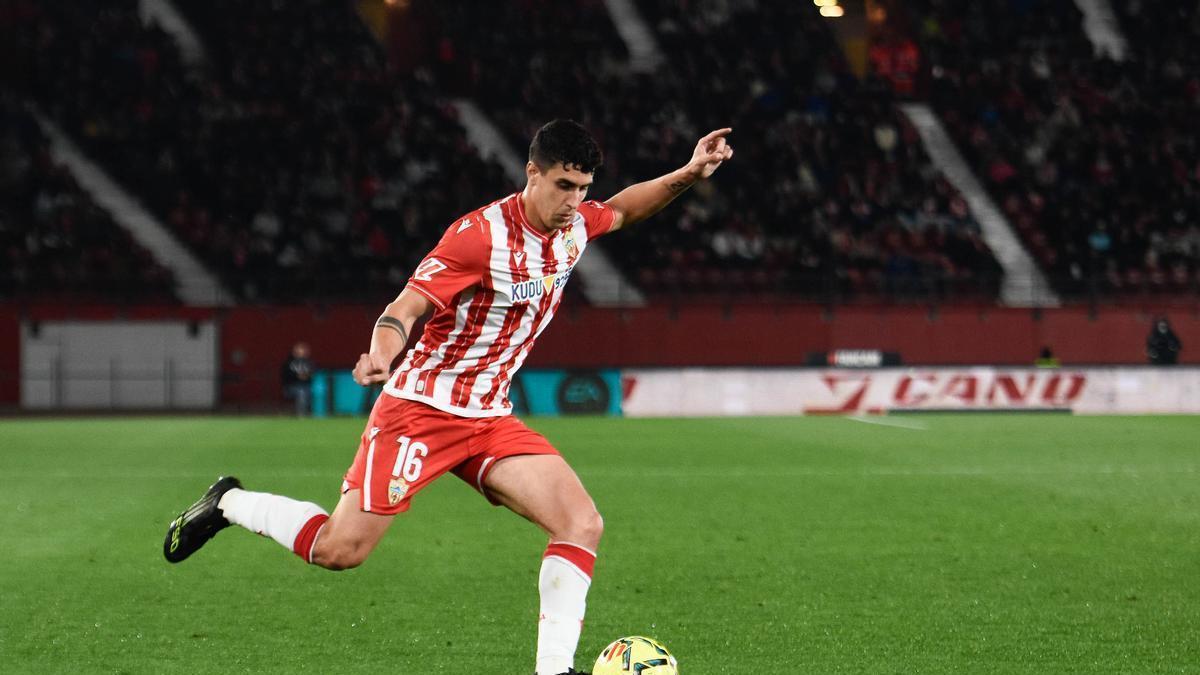 Marcos Luna, en un partido con el Almería en esta temporada.