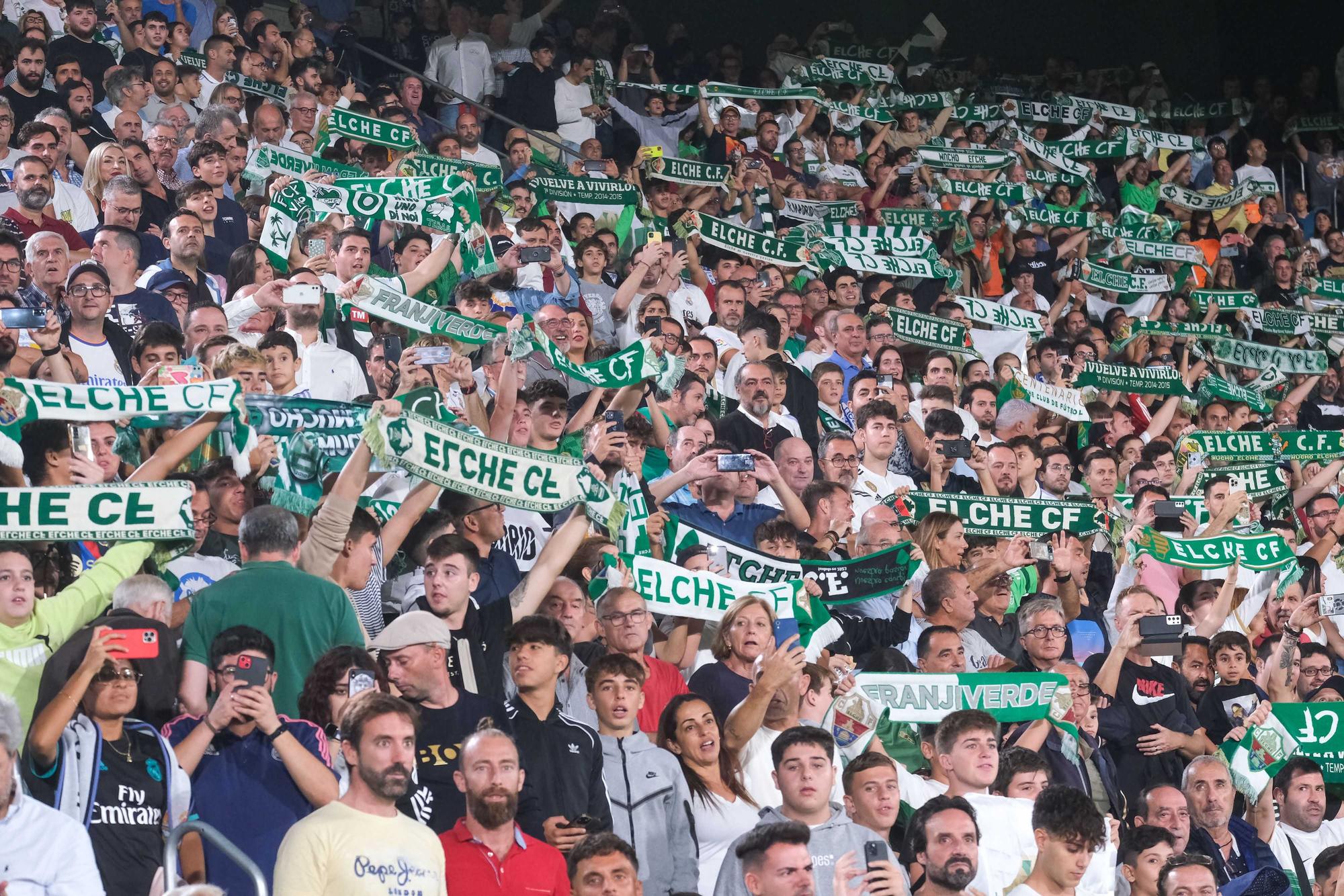 ¿Estuviste en el Martínez Valero? Aquí las mejores imágenes del Elche - Real Madrid