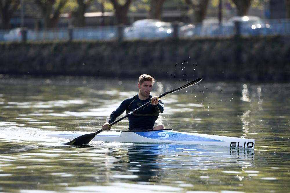 Dragado del Lérez | Los lodos dificultan los entrenamientos de piragüistas de élite de Pontevedra