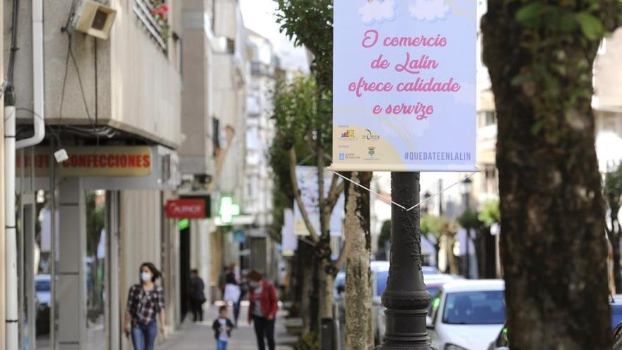 Campaña de vuelta del comercio de Lalín tras el confinamiento