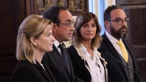 El presidente del Parlament, Josep Rull, junto a a vicespresidenta primera, Raquel Sans (ERC); la secretaria primera, Glòria Freixa (Junts), y el secretario segundo, Juli Fernàndez (ERC)