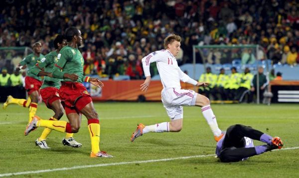 Camerún 1 - Dinamarca 2