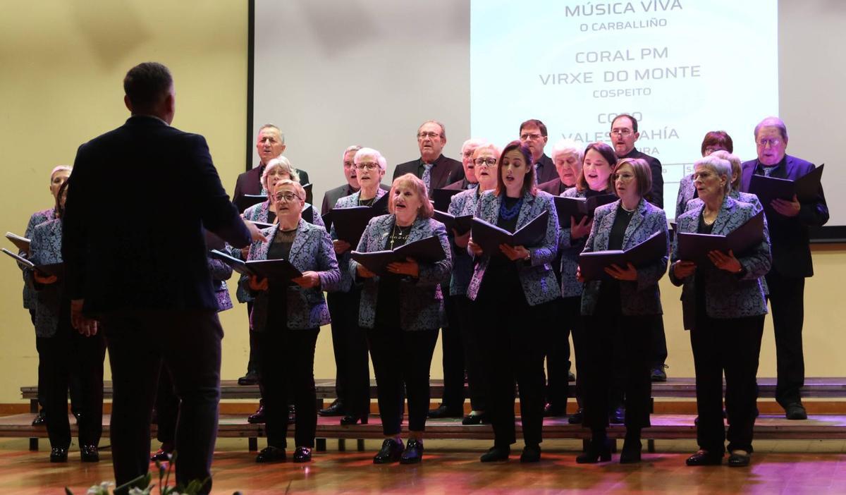Recital del coro bandeirense. | BERNABÉ/AMANDA CASTRO