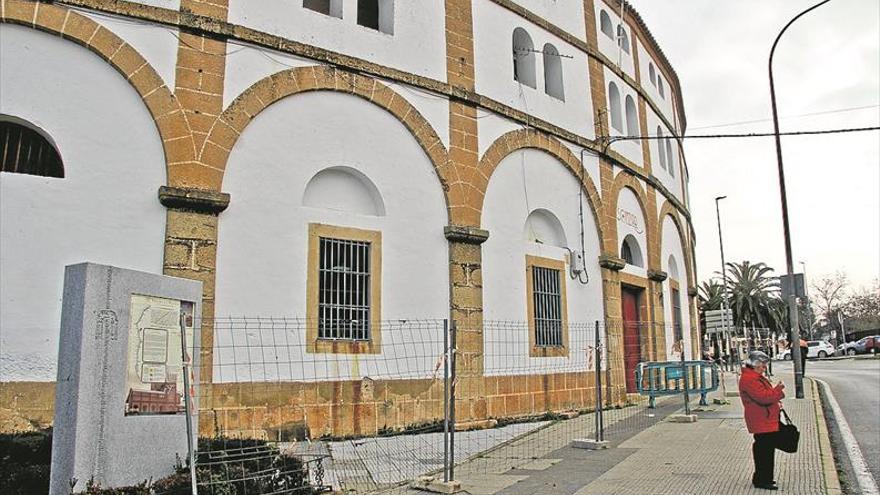 Licerán descarta el arreglo de la plaza y deja en el aire los toros de la feria