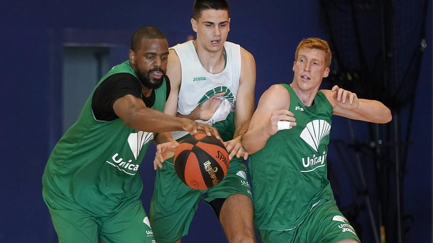 Nueve canteranos del Unicaja acompañarán al primer equipo en pretemporada