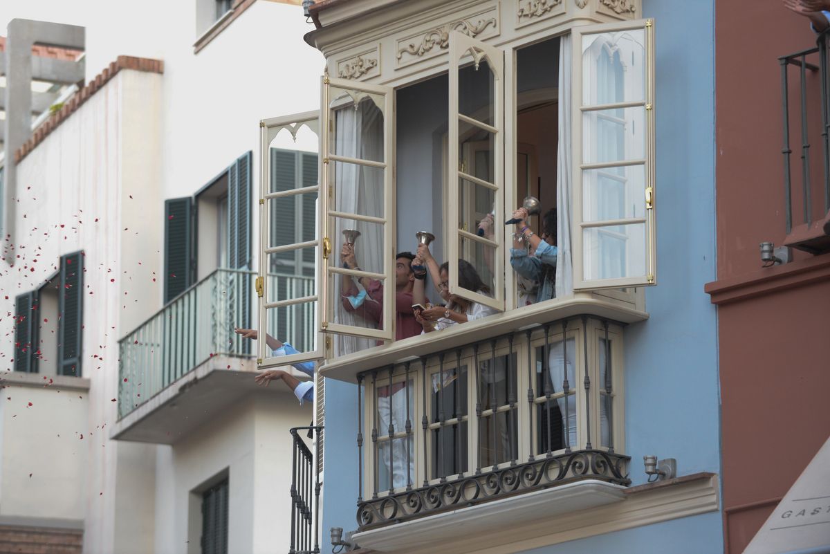 Madrugada de traslados para la veneración 'El Verbo Encarnado' en la Catedral