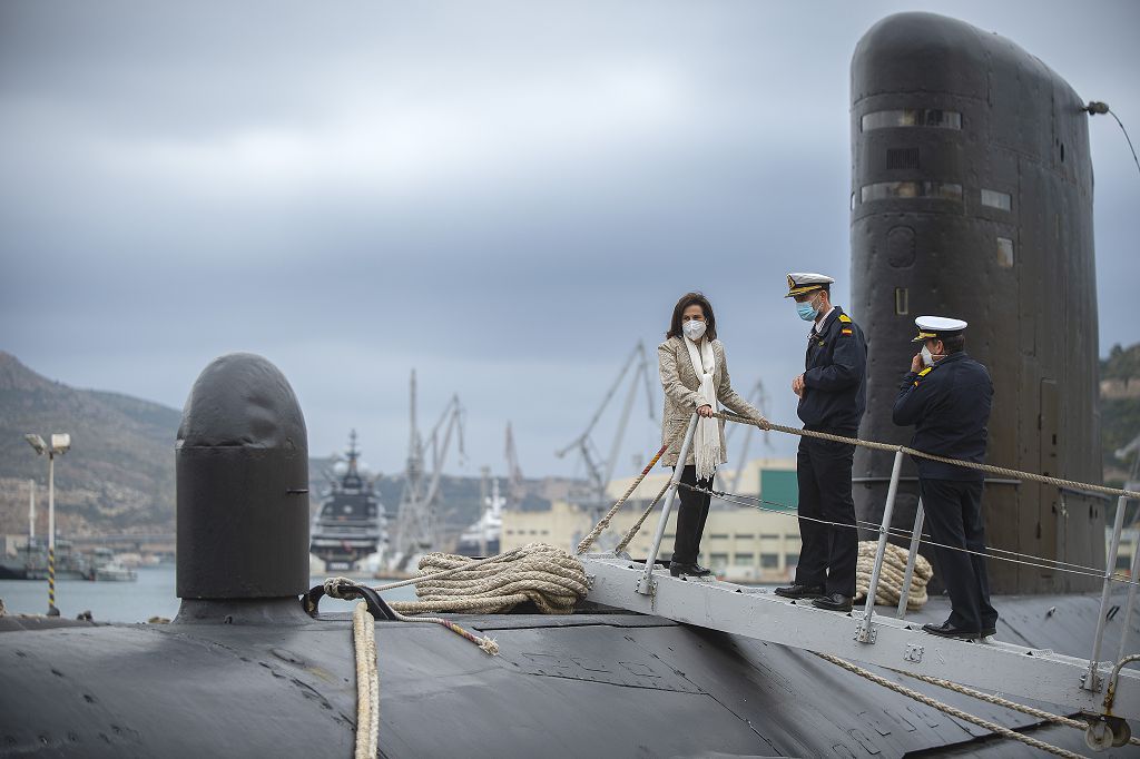 La ministra de Defensa, Margarita Robles, visita la Flotilla de Submarinos de la Armada en Cartagena