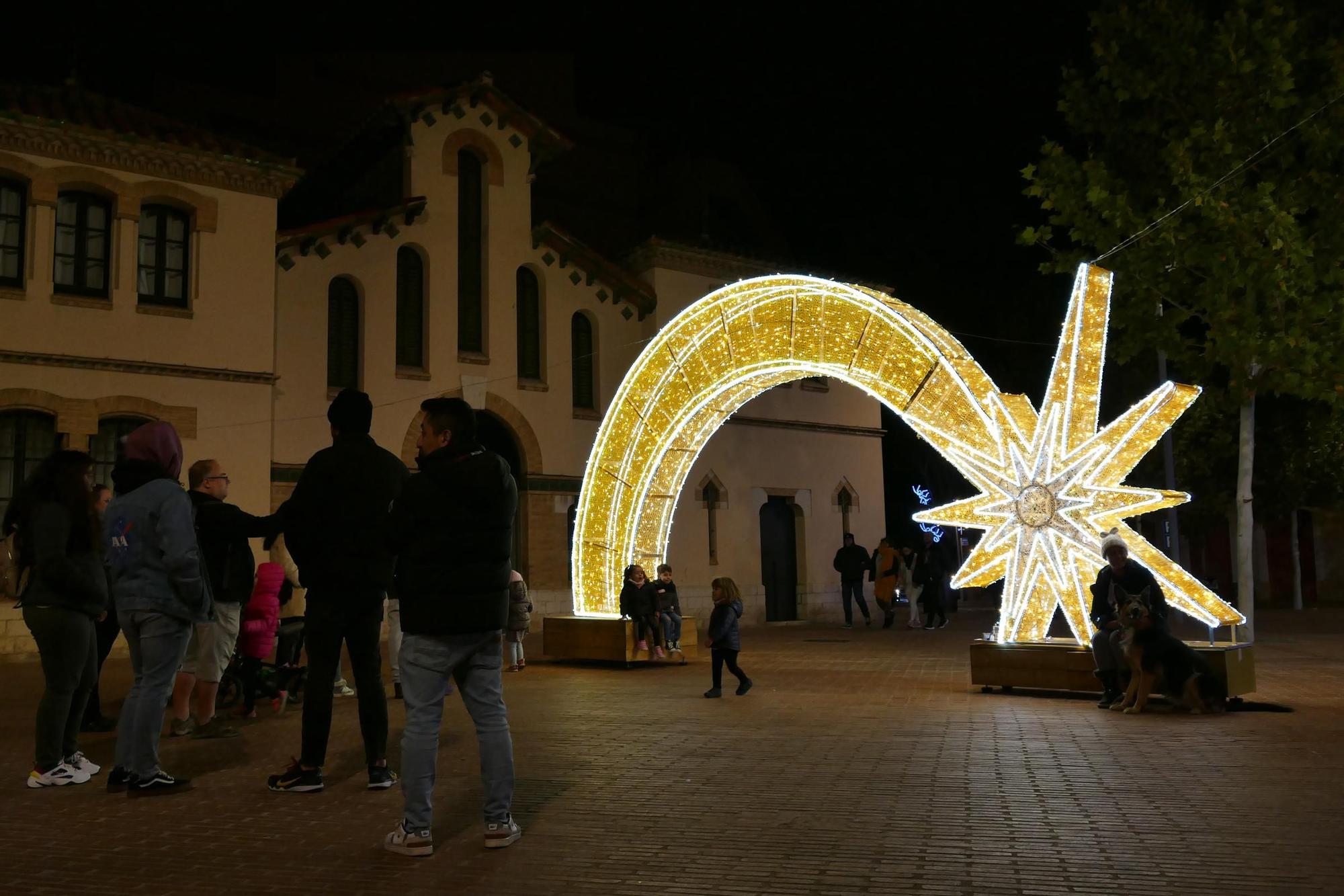 Figueres encén els llums de Nadal