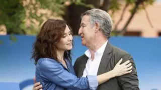 Feijóo acusa a Sánchez de "alentar" la llegada de migrantes y de preferir al rey marroquí que a Felipe VI
