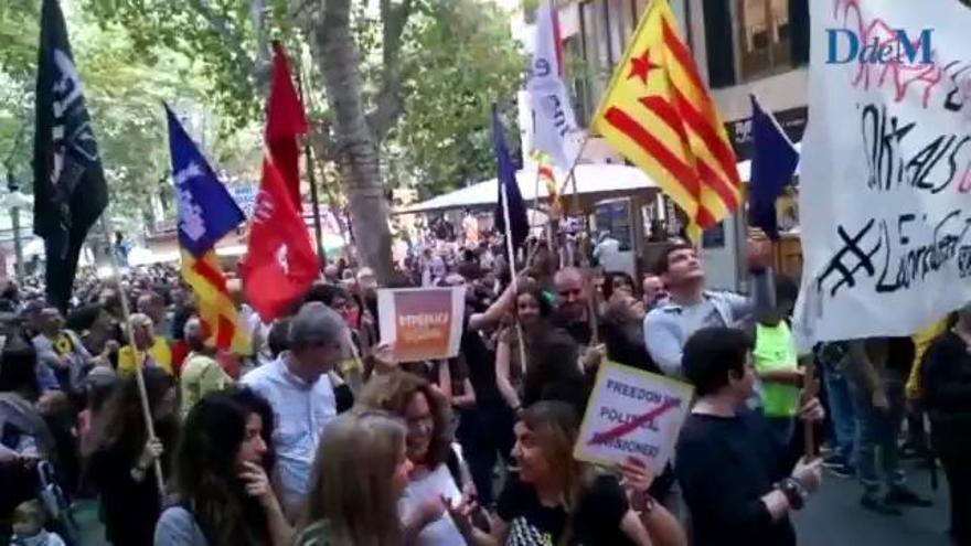 Mallorquiner demonstrieren friedlich gegen Katalonien-Urteil