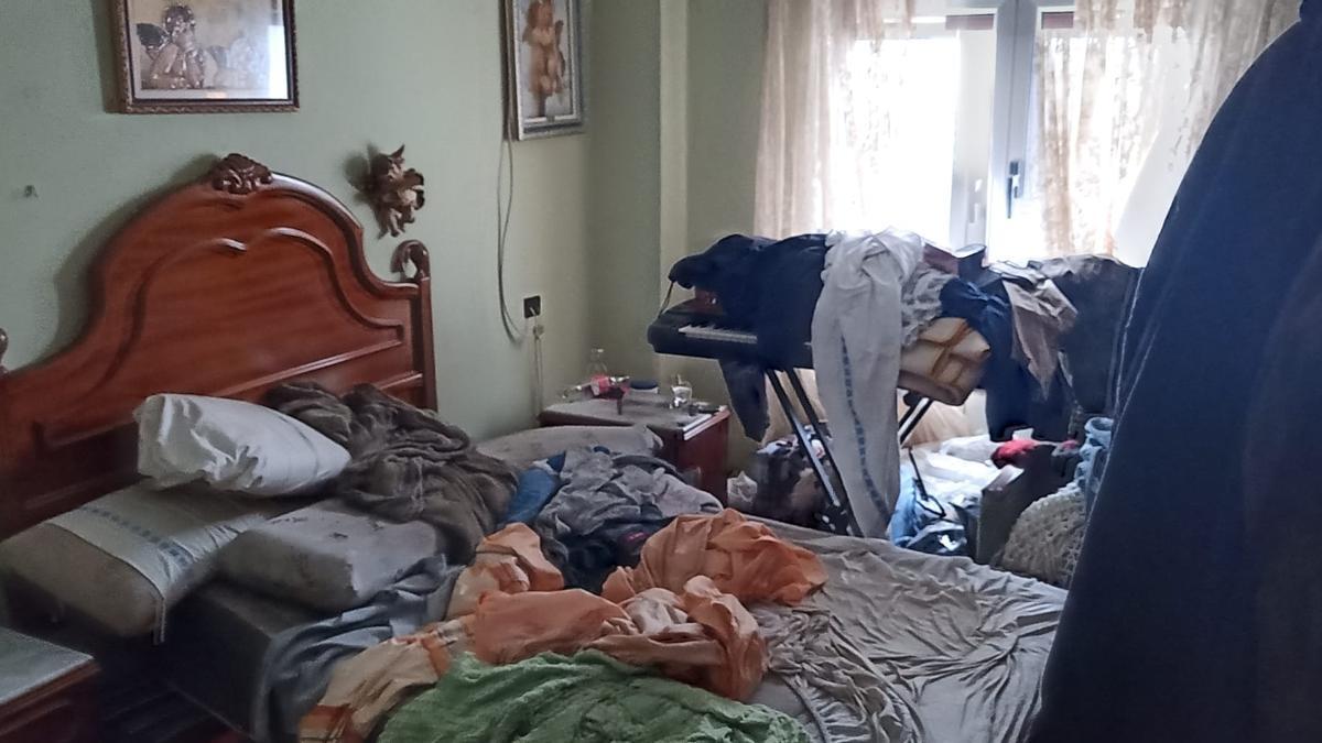 Estado en el que «El Cuervo» dejó el piso de la calle Aller. | DAVID MONTAÑÉS