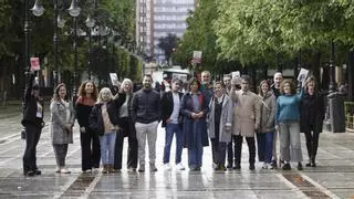 La Fundación de Cultura y los libreros celebran la Medalla de Plata de Gijón para la Feria del Libro como fruto de la "gran alianza" del gremio