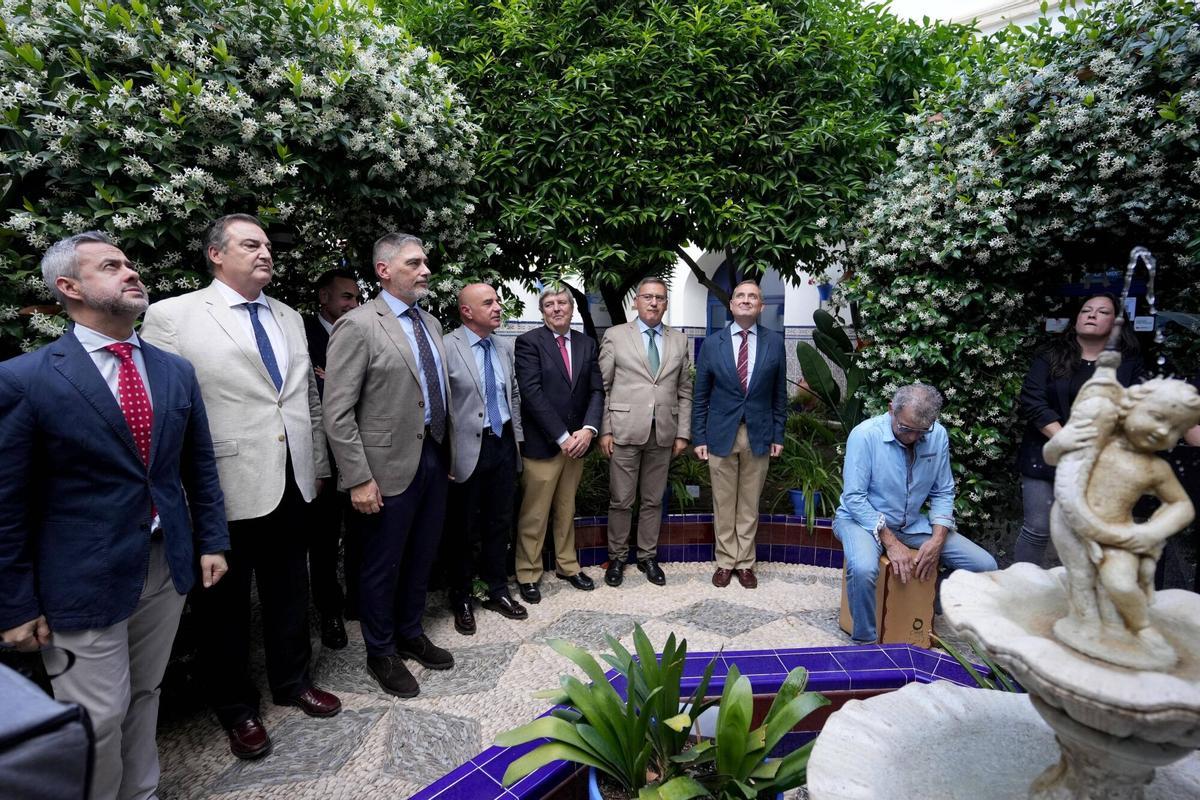 El patio de la Subdelegación de Defensa en Córdoba abre a las visitas, fuera de concurso