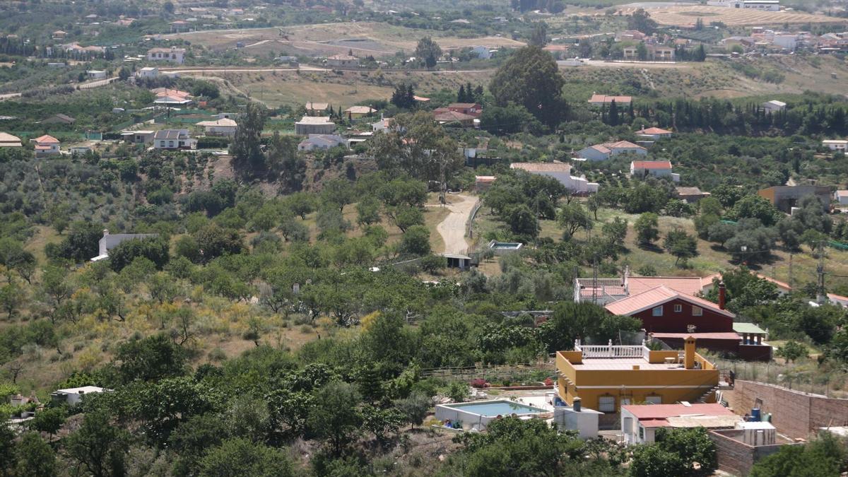 La red de abastecimiento y distribución de agua de la barriada de El Sexmo va a ser mejorada.