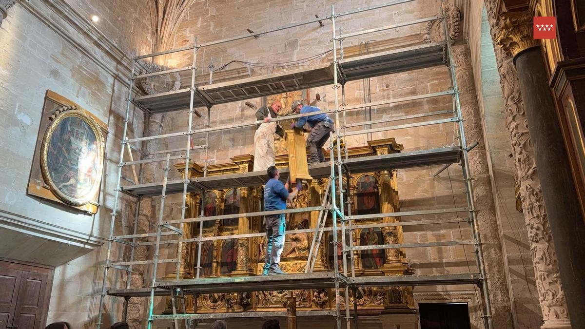 Así ha sido la restauración de un retablo de la Catedral de Cuenca realizada por alumnos madrileños