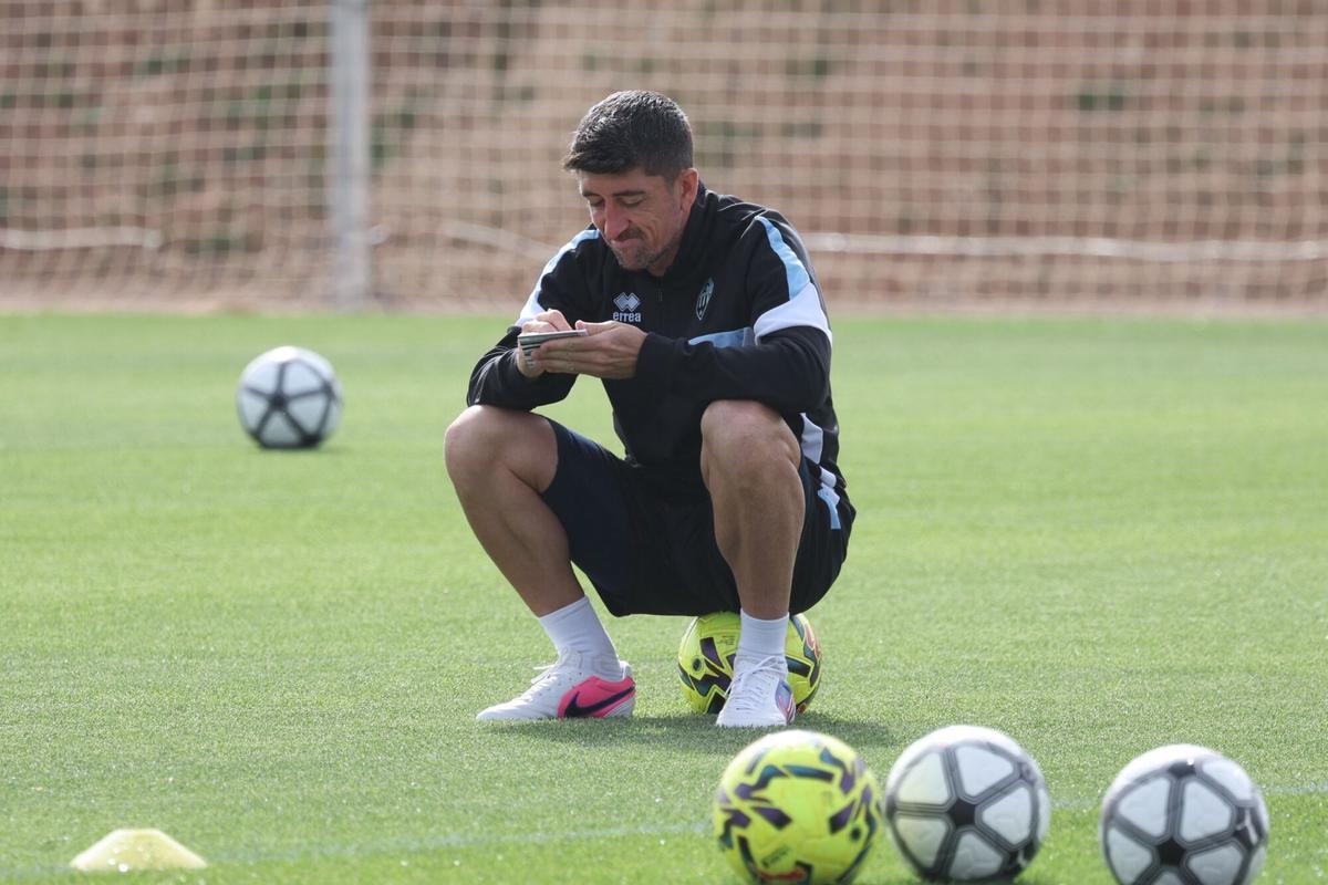Entrenamiento del CD Castellón en la ciudad deportiva Globeenergy