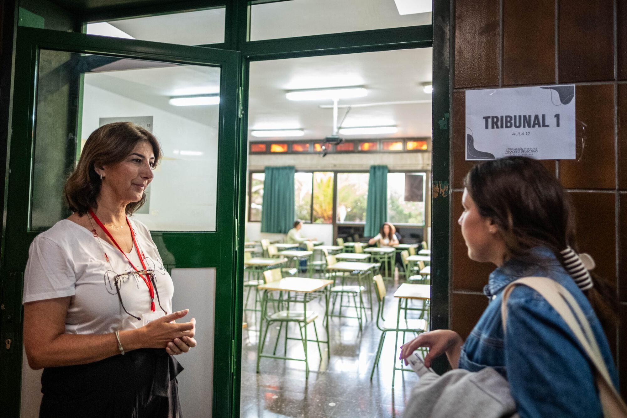 Celebración de oposiciones a profesorado en Canarias.