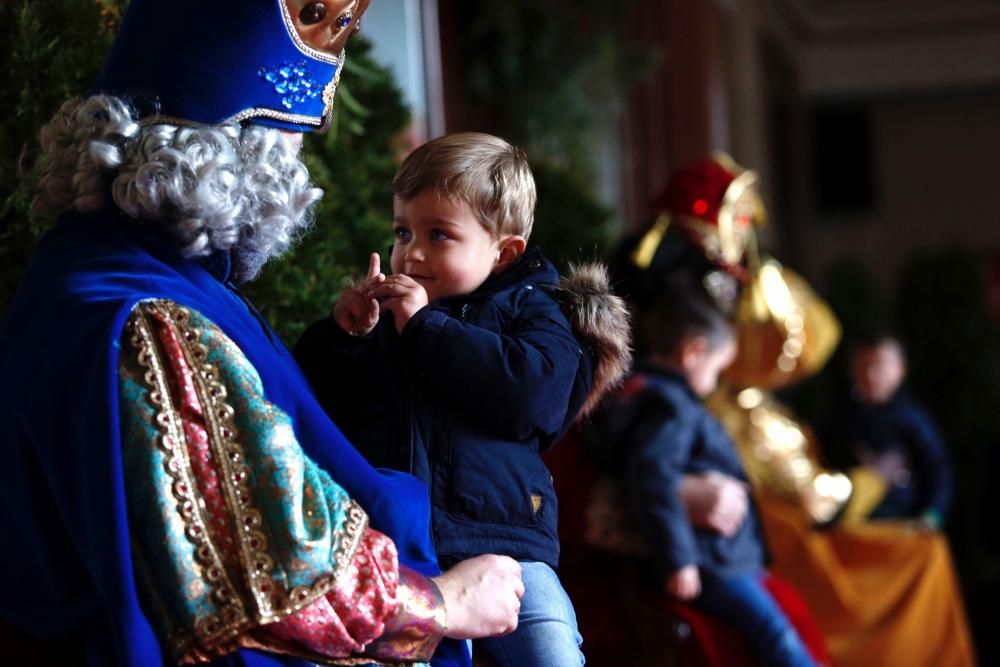 Recepción a los Reyes Magos en el Teatro Campoamor