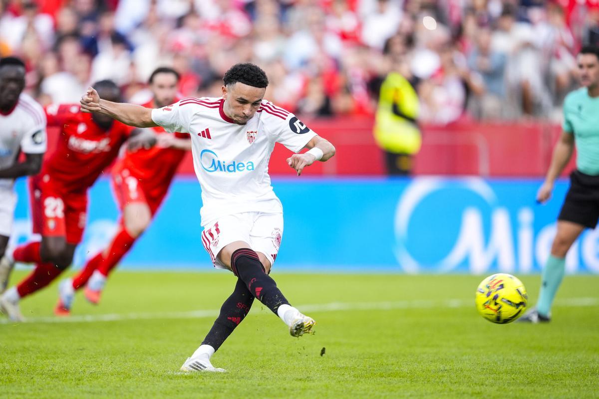 Ruben Vargas transforma desde los once metros.