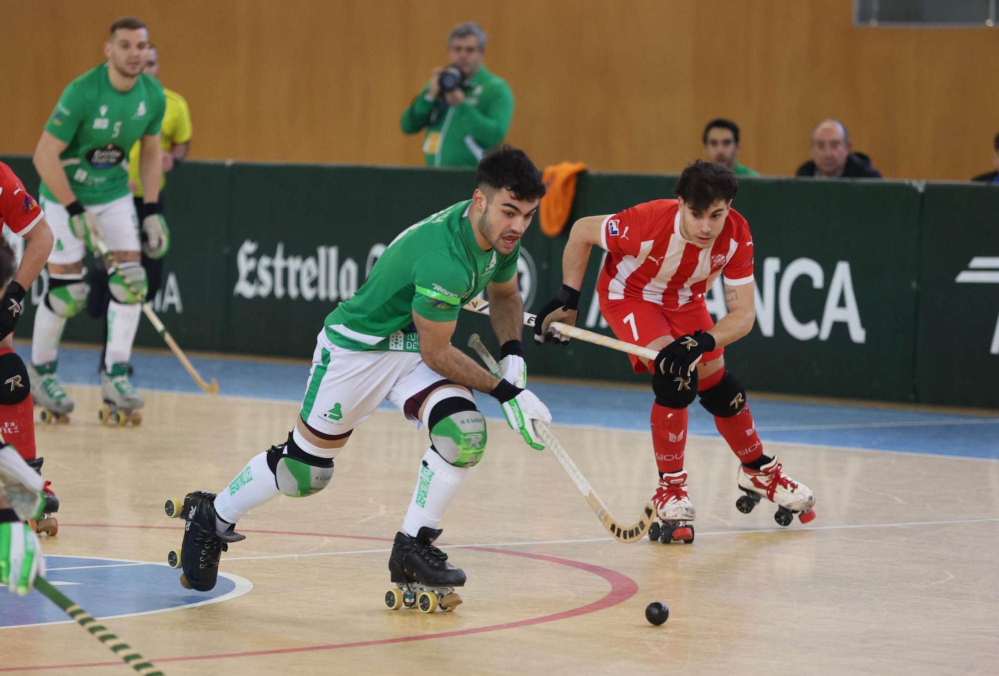 El Liceo golega al Vic en Riazor (5-0)
