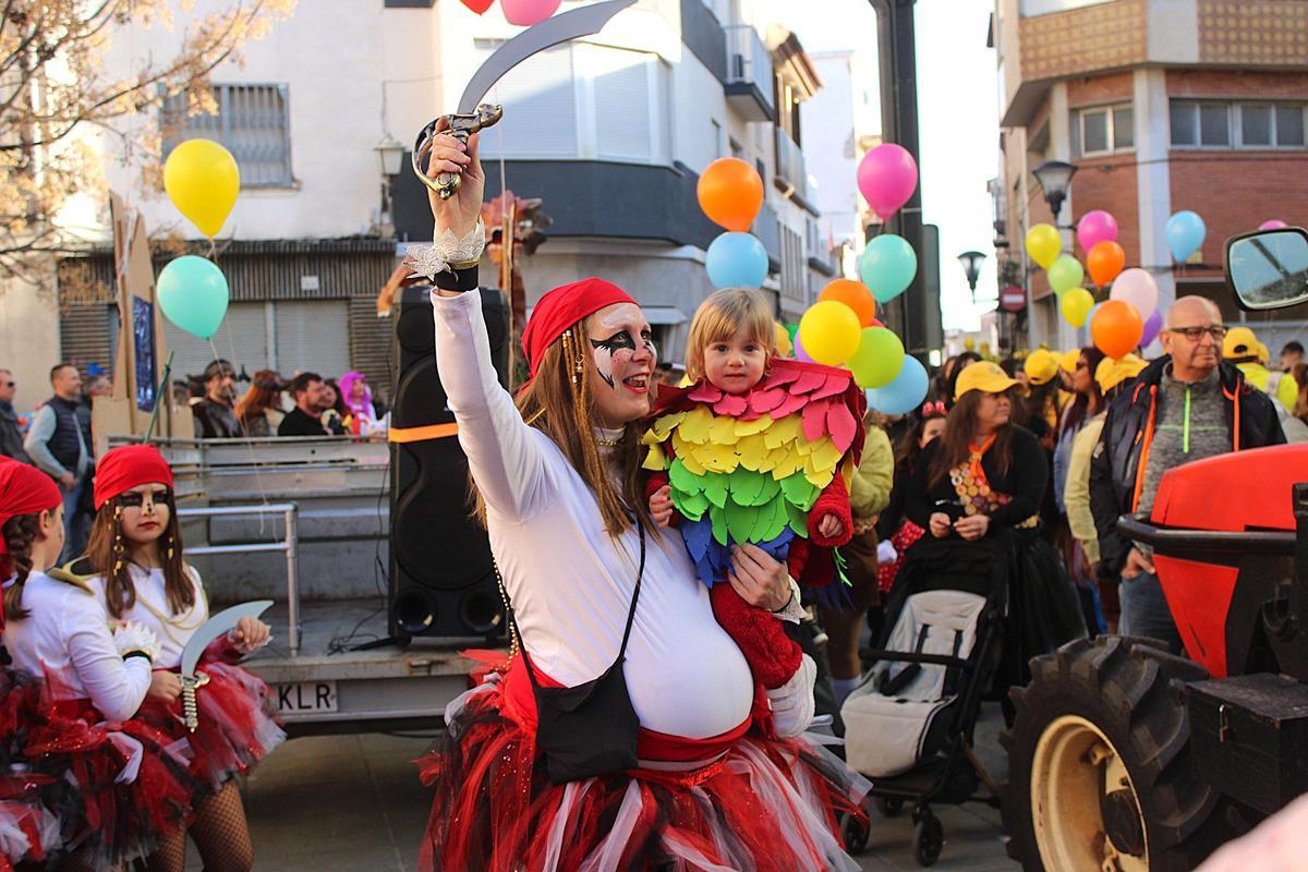 GALERÍA I Las mejores imágenes del desfile infantil del Carnaval de Alcalà