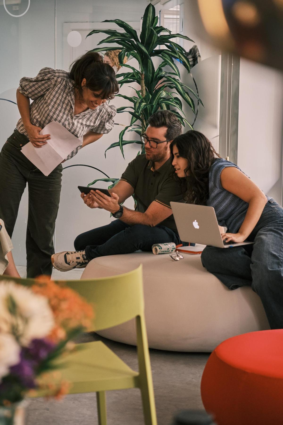 En Grupo Antón Comunicación defienden una IA que inspire, pero sin sustituir la diversidad humana.