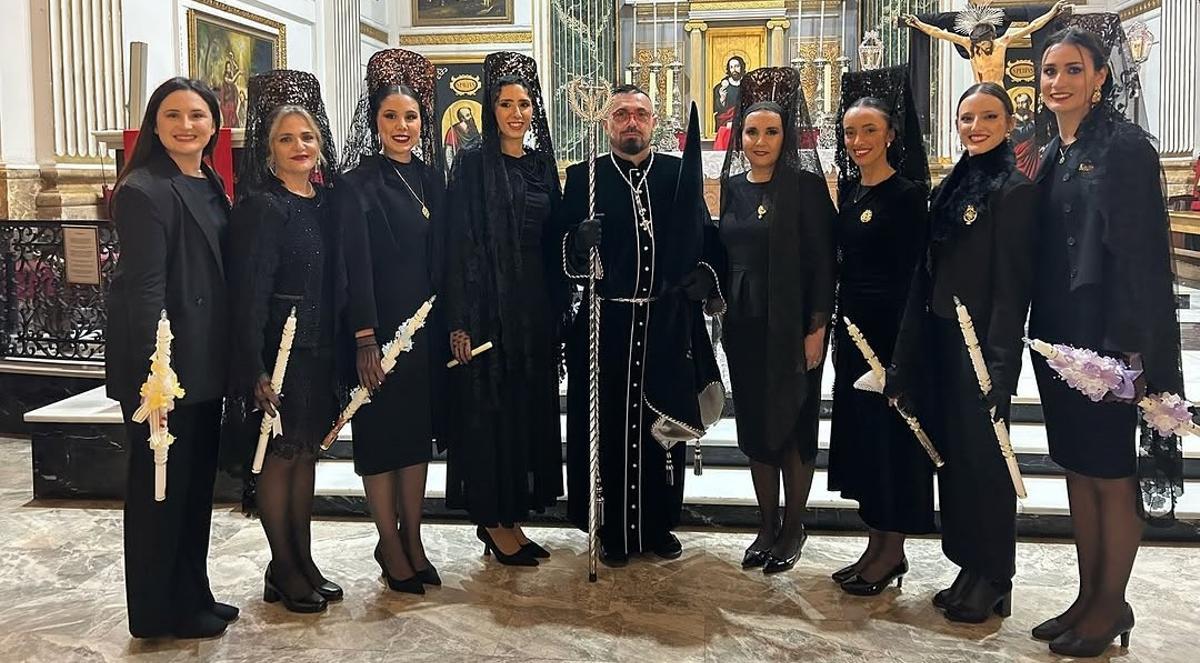 Falleras mayores, en la procesión del Cristo de Medinaceli