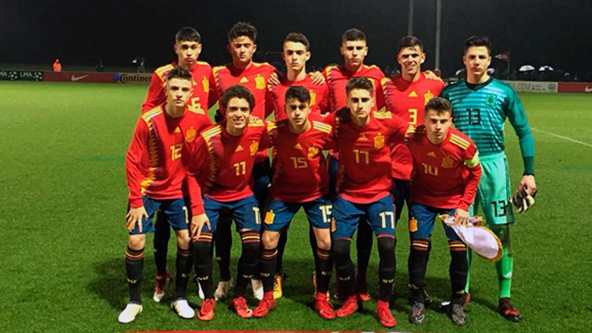 España debutó con victoria ante Escocia