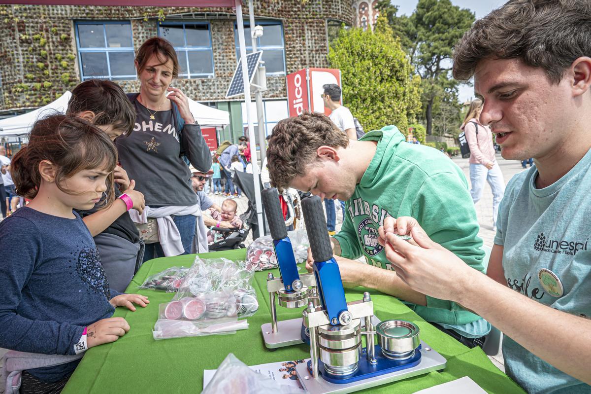 Fiesta solidaria de El Periódico en favor de Fundesplai en el Tibidabo