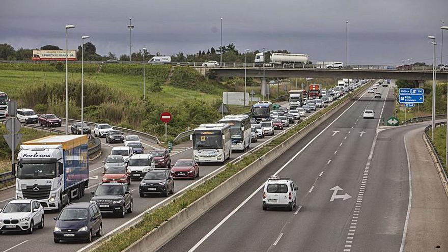 Caldes Segueixen les cues a l’A-2 per obres | DAVID APARICIO