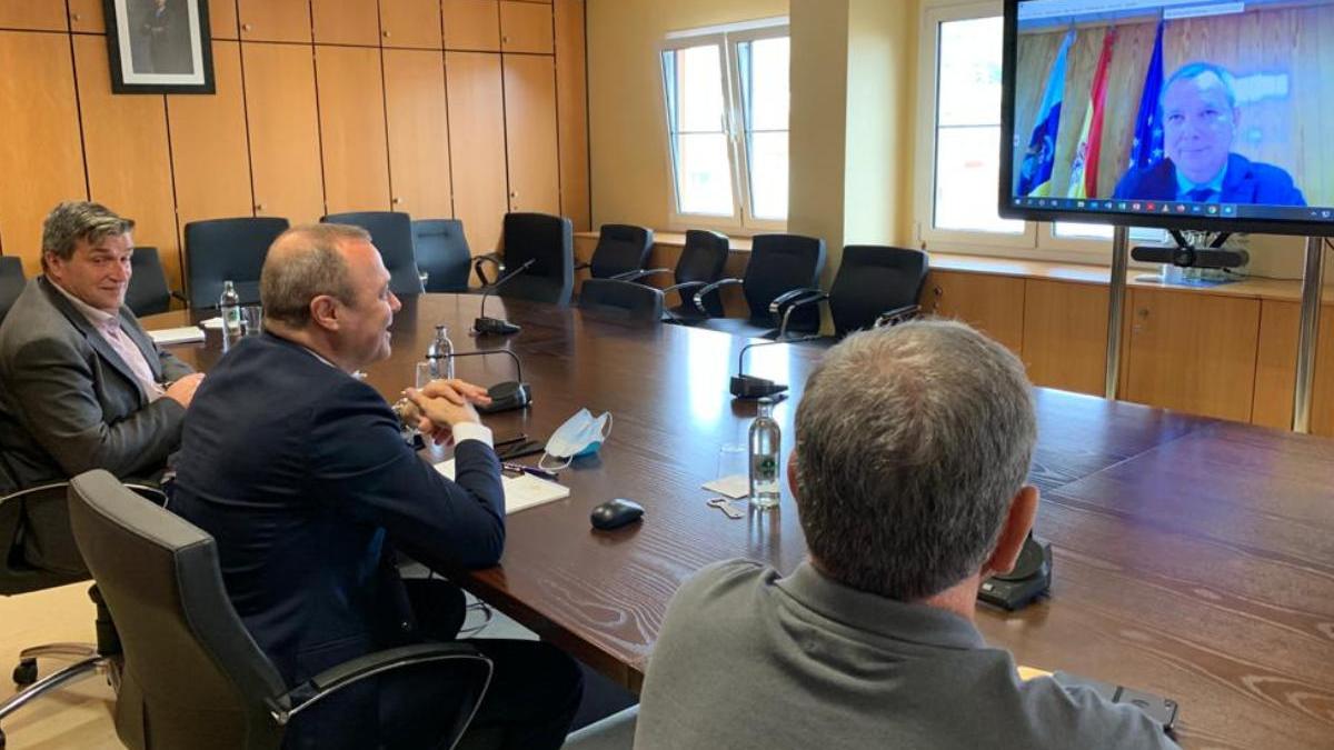 El Ayuntamiento y el Gobierno canario impulsan las obras de ampliación de la Avenida Marítima.