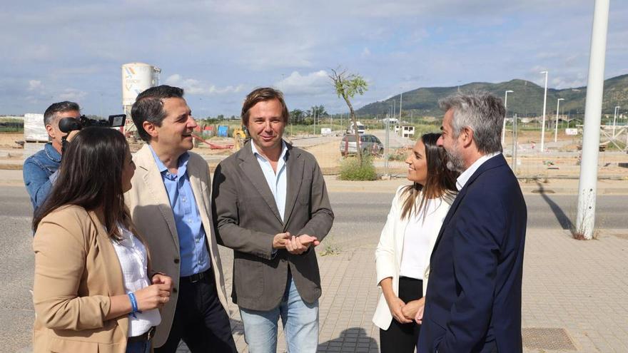 El PP promete facilitar el acceso a la vivienda a 200.000 familias andaluzas en cuatro años y construir 30.000 nuevas viviendas en la zona de expansión de Córdoba