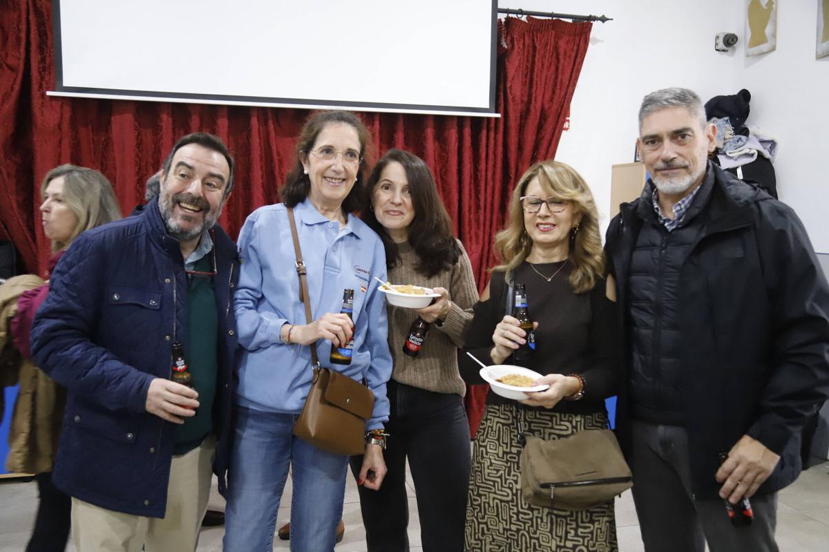 La tradicionales migas de la Cruz Blanca, en imágenes