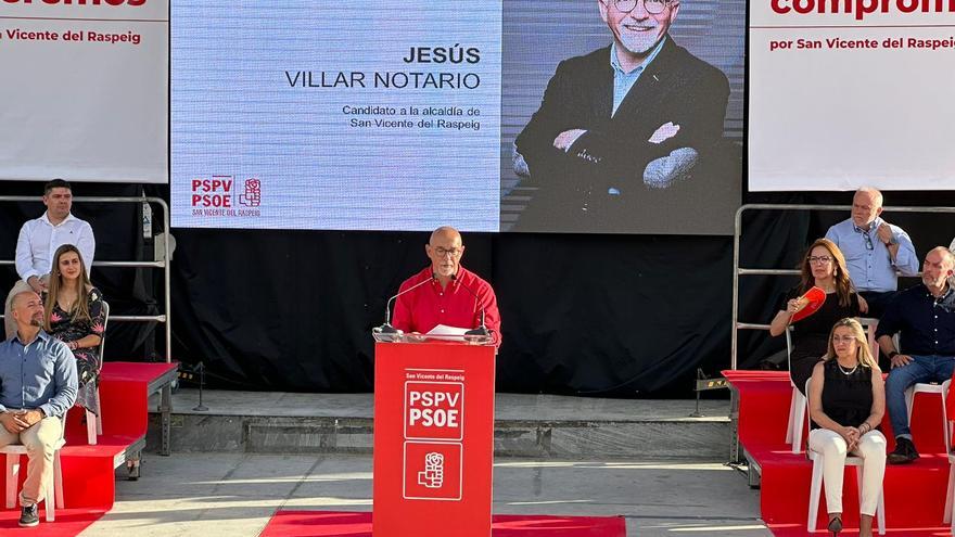 El PSOE de San Vicente presenta ante más de 400 personas su candidatura al 28M