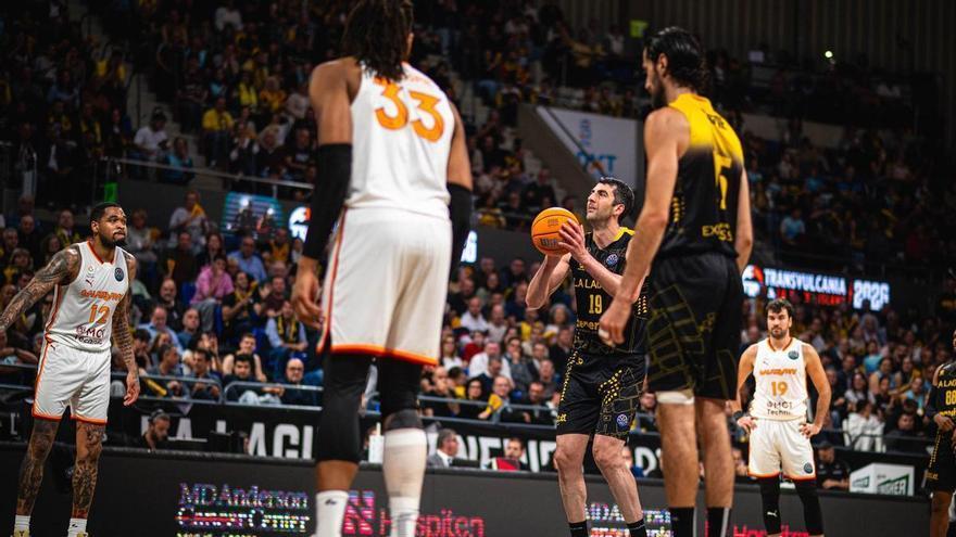 Shermadini y Guerra rompen un récord particular tras siete años juntos en el CB Canarias