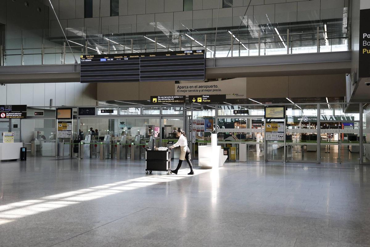 Os avións volven voar no ceo de Compostela Os avións volven voar no ceo de Compostela