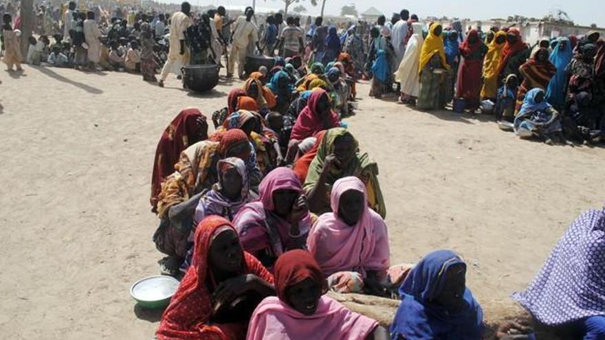 Al menos 58 muertos en un atentado suicida en un campo de refugiados de Nigeria