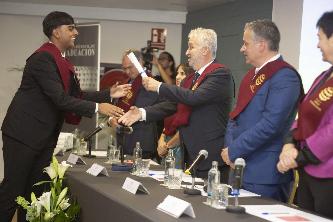 Conmovedor acto de Graduación del Colegio Arenas de Lanzarote