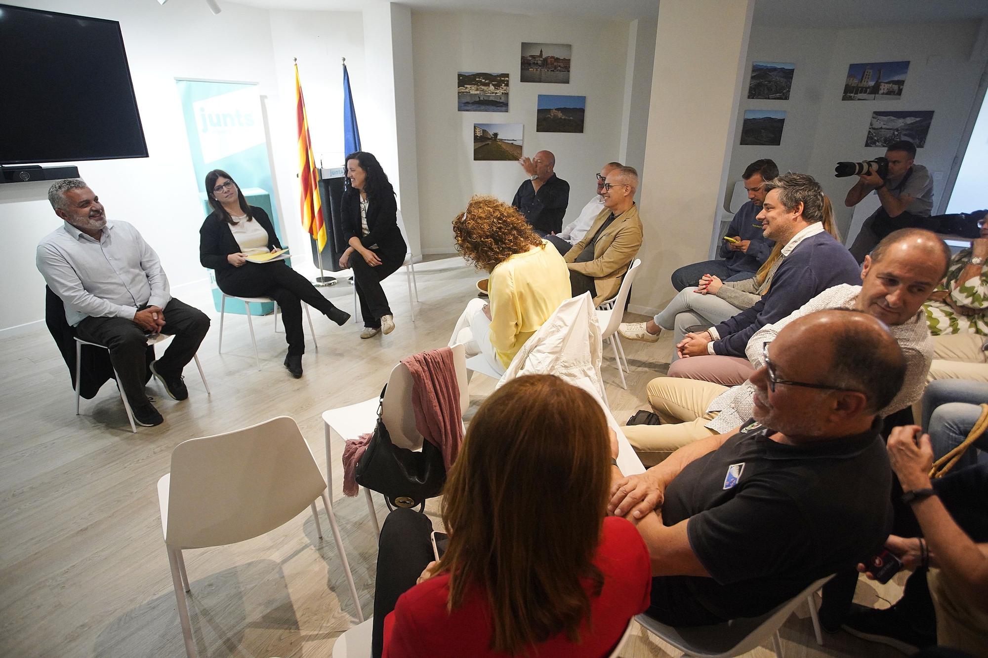 Reunió de Gemma Geis (Junts) amb els membres de la candidatura a Girona