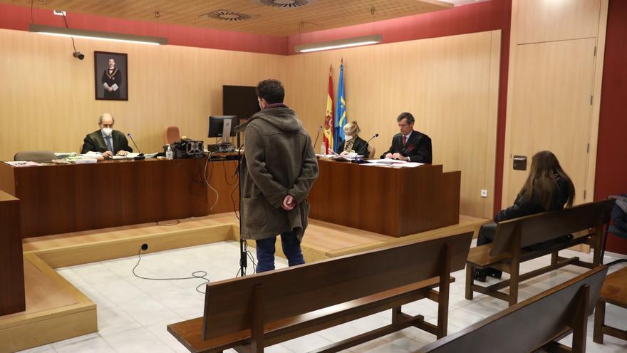La administradora de fincas acusada de quedarse con 10.000 euros de una comunidad es reincidente