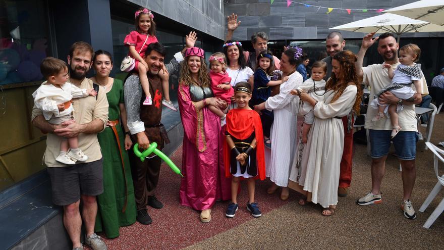 Feria solidaria en la escuela infantil de Os Rosales